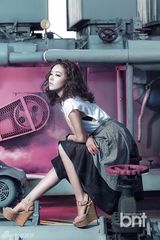 组图：《亿万继承人》阚清子韩国拍写真