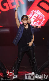 组图：《MCD》SJ等献精彩舞台 SISTAR夺冠