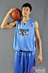 组图：曝刘翔妻子前任霸气照 曾效力北京男篮