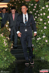 组图：林建岳爱女嫁何正德 容祖儿方中信等齐贺