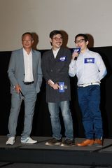 组图：《盲探》香港首映 黄金阵容全勤捐款80万