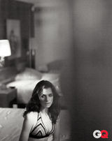 幻灯图集：蕾切尔-薇姿登杂志 黑白写真很艺术