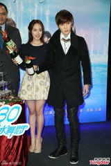 组图：唐禹哲对同性友人上下其手 对方直呼享受