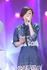 组图：《歌狂》小沈阳摔吉他 尚雯婕返场助阵