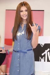 组图：周杰伦昆凌四年恋情回顾 差14岁无代沟