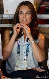 组图：凯特王妃靠老公肩膀看比赛露娇嗔表情