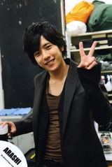 组图：永远的17岁！二宫和也逆生长冻龄不老颜