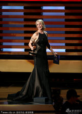 组图：莫拉《绝命毒师》获剧情类最佳剧本奖