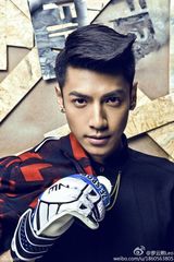 组图：《笙箫默》何以琛赵默笙学生期演员罗云熙吴倩曝光