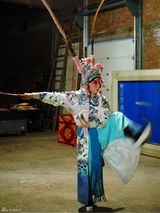 高清幻灯：青春京剧《佘赛花》后台探秘