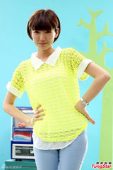 组图：炎亚纶为郭雪芙做心肺复苏 遭粉丝威胁