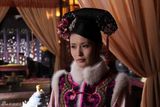组图：万美汐《甄嬛传》欣贵妃扮相柔美动人