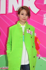 组图：容祖儿否认崩溃不恨何韵诗 谢霆锋现身力挺