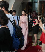 组图：郭敬明领《小时代》剧组 郭采洁挽柯震东