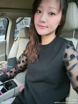 组图：王学兵有爱亲子照曝光 三婚娇妻童颜靓丽