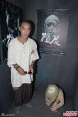 组图：麦浚龙为海洋公园设计《僵尸》鬼屋展览
