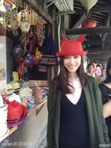 组图：倪妮晒旅游美照 小肚微凸疑怀孕