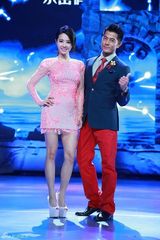 组图：蔡依林与郭富城贴身热舞 称见偶像很紧张