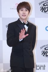 组图：SJ-M(Super Junior-M)出演新综艺 为粉丝当导游包住宿