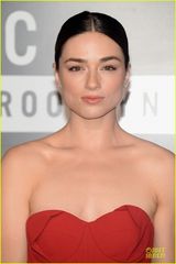 组图：MTV红毯女星水果姐秀牙套ladygaga扮人鱼