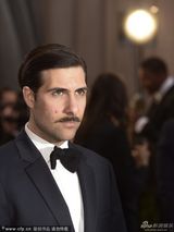 组图：杰森-施沃兹曼入场券遮脸搞怪