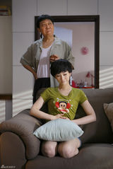 组图：《大丈夫》李小冉白莲花变火辣小妈姐