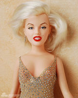 盘点组图：玛丽莲-梦露招牌动作玩偶合辑