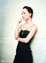 组图：王珞丹全新写真 气质脱俗展现优雅魅力