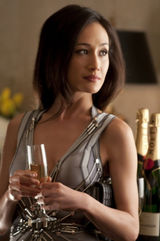 组图：MaggieQ化身性感女特工 比基尼热辣魅惑