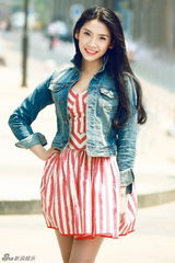 组图：马恺曼帅气灵动演绎秋日风尚