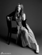 组图：杰西卡-查斯坦登杂志 艺术造型展气质
