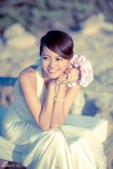 高清图：梁咏琪百张婚礼大片庆纸婚 重温幸福时刻