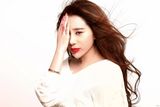 组图：女星姜欣雨曝新写真 获女性关爱大使称号