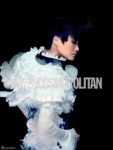 组图：李宇春魅惑光影大片 发型张扬短裤秀腿