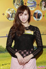 组图：苟芸慧承认与郭富城经纪人小美熟识