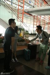 组图：《爱在囧途》赴韩录制 陶晶莹欲见金秀贤