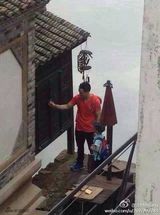 组图：《爸爸2》再曝剧照 姚明杨威最萌身高差