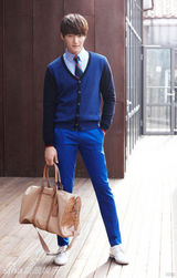 组图：韩星崔振赫拍写真 变身坏男人魅力足