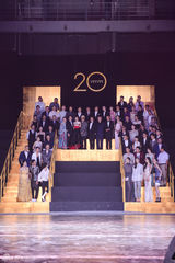 组图：华谊二十周年庆典红毯 刘德华等众星助阵