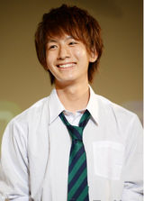 组图：日本高二学生夺关东“最帅高中生”冠军