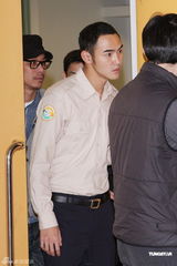 组图：役男阮经天当老师教学生演戏