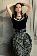 组图：穆婷婷休闲写真享受惬意阳光