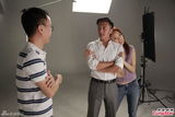 组图：谢霆锋容祖儿兄妹演情侣像乱伦