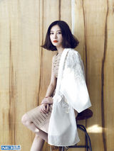 组图：熊乃瑾头发蓬松慵懒 写真极具文艺气质