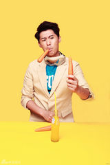 组图：张天其夏日写真尽显搞怪鬼马本色