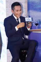 组图：《北平无战事》刘烨不后悔爆姚晨出轨