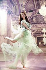 组图：萧蔷演绎视觉大片 优雅性感极致女人