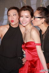 组图：文咏珊高价转会 前老板黎明拍短片祝贺