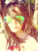 组图：王菲生日素颜自拍仍女神 粉丝留言盼复出