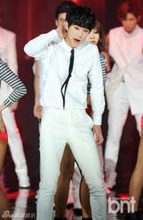 组图：《The Show》精彩不断 infinite智妍热唱